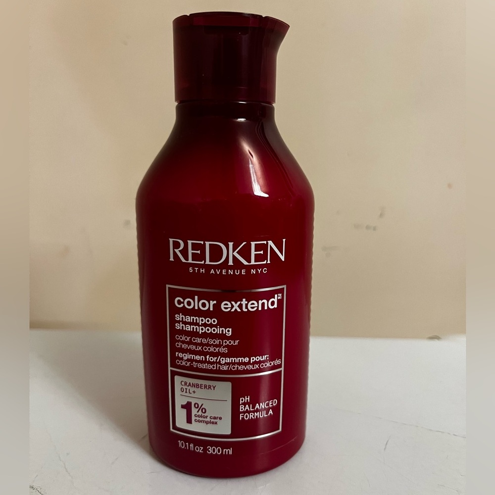 Redken Color Extend Shampoo 10.1 oz.